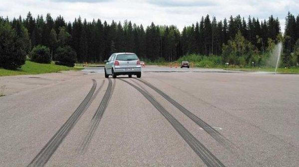 Фактори, що впливають на гальмівний шлях автомобіля