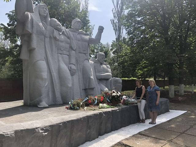 В Константиновке почтили память жертв войны