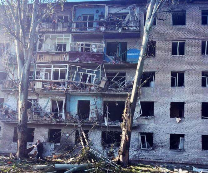 За сутки российские войска обстреляли десять населенных пунктов Донбасса