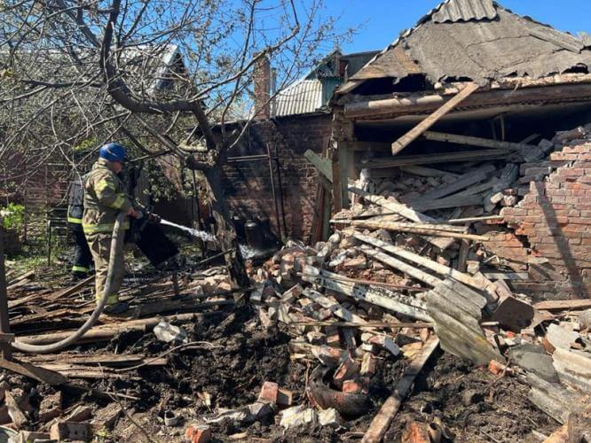 Обстрел Константиновки: повреждены 7 частных домов и 3 многоэтажки