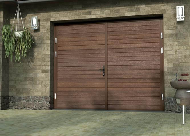 Распашные ворота и гаражные роллеты: что лучше для гаража?