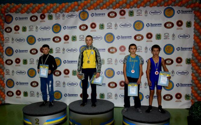 Юный борец из Константиновки стал серебряным призером на чемпионате Украины по борьбе