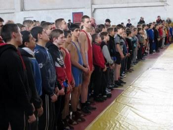 Константиновка приняла областные юношеские соревнования по греко-римской борьбе