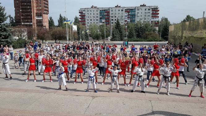 В Константиновке прошли мероприятия по случаю Дня физической культуры и спорта