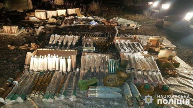 Сотрудники СБУ обнаружили в Константиновке крупный склад боеприпасов