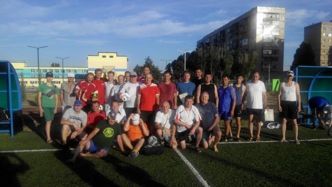 В Константиновке состоялся городской турнир по мини футболу среди ветеранов