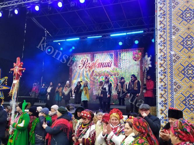Школа искусств представляла Константиновку в фестивале "Рождественский перезвон"
