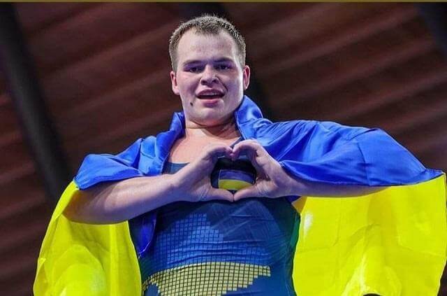 Михаил Вишнивецкий прошел в финал Чемпионата Мира по греко-римской борьбе