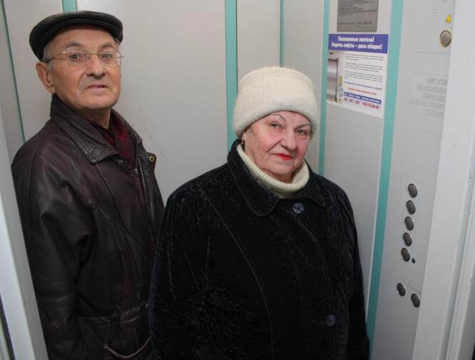 Фонд Бориса Колесникова запустил шесть новых лифтов в многоэтажках Константиновки