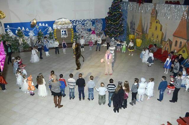 Новогодняя сказка в дворце культуры и досуга в Константиновке