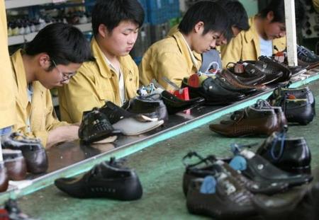 Какую опасность для здоровья, несёт в себе Китайская обувь