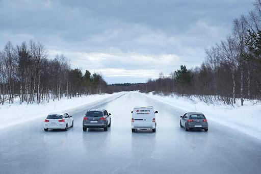 Davanti Wintoura SUV – качественная зимняя резина для тяжелых внедорожников и требовательных российских автолюбителей.