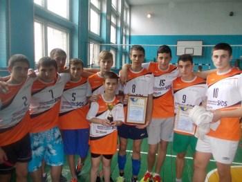 В Константиновском районе прошли соревнования по волейболу среди учащейся молодежи