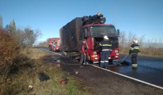 Сгорел автомобиль, который вез в Константиновку 13 тонн замороженной рыбы