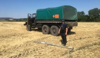 В Константиновском районе комбайнер обнаружил в поле реактивный снаряд