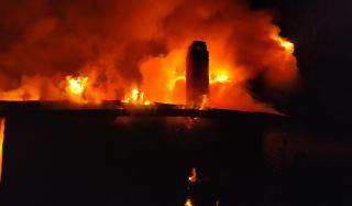 В Константиновке горел заброшенный жилой дом