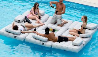 Как можно использовать надувные матрасы?