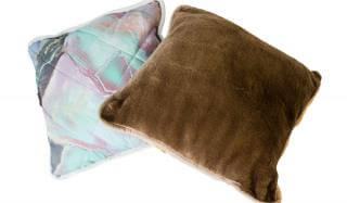 Причины, по которым стоит купить декоративную подушку Причины, по которым стоит купить декоративную подушку