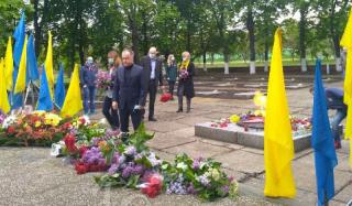 В Константиновке почтили память героев Второй мировой войны