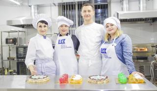 С 10 июня в Школе поварского искусства даст мастер-классы известный кондитер С 10 июня в Школе поварского искусства даст мастер-классы известный кондитер