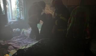 В Константиновке пожарные спасли женщину