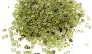 Бусины натуральный перидот Бусины натуральный перидот