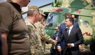 Президент Украины начал рабочую поездку в Донецкую область Президент Украины начал рабочую поездку в Донецкую область