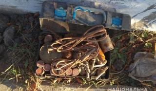 На окраине Константиновки обнаружена сумка с боеприпасами и тротилом