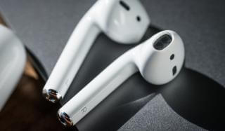 Гарнитура Apple AirPods 2 Гарнитура Apple AirPods 2