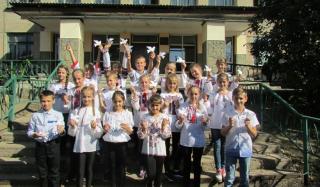 Дети Константиновки отметили Международный день Мира