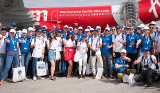 Благодаря Борису Колесникову студенты Донбасса увидели Францию и авифорум Ле Бурже