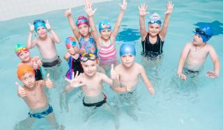 Запишите ребенка на бесплатное посещение бассейна в Дружковке! Запишите ребенка на бесплатное посещение бассейна в Дружковке!