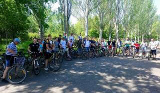 К Всемирному дню велосипедиста в Константиновке был проведен велопробег К Всемирному дню велосипедиста в Константиновке был проведен велопробег