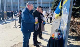 В Константиновке почтили память Героев Небесной Сотни и участников Революции достоинства В Константиновке почтили память Героев Небесной Сотни и участников Революции достоинства