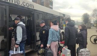 Продолжается бесплатная эвакуация жителей Константиновки в более безопасные регионы