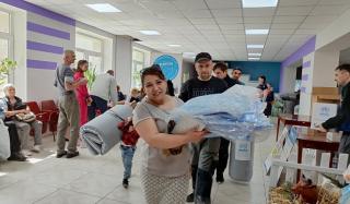 Жители Константиновки получили наборы средств личной гигиены Жители Константиновки получили наборы средств личной гигиены