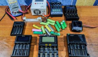 Рейтинг зарядных устройств для 18650, 20700, 21700, 26650, 26670, 32670 и других цилиндрических аккумуляторов - 2021 • Проверено лично!