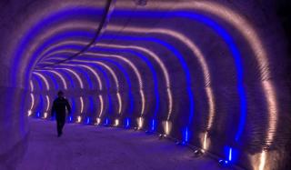 В Соледаре на глубине 288 метров открыли туристический маршрут "Феерия соли" В Соледаре на глубине 288 метров открыли туристический маршрут "Феерия соли"