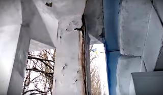 В Константиновке разрушается путепровод