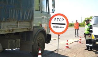 В Константиновке штрафуют грузовики за перегруз