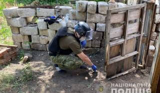 В Константиновском районе пытались подорвать женщину